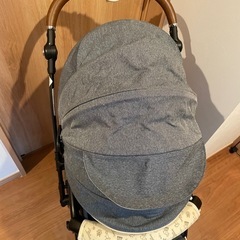 【美品】
Aprica アップリカ　ラクーナ ビッテ クッションの画像