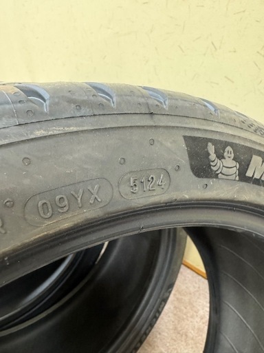 新品ミシュランタイヤ225/40R18  