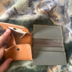 コインケースとカードケースの画像
