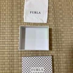 紙袋・空箱セットの画像