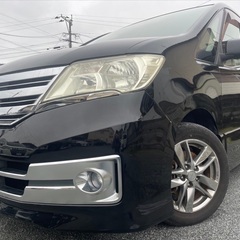 フリップダウンモニター付き☆低走行 9万キロ台☆月々1.2万円〜分割払い可❗️車検2年付き！大人気☆日産 セレナ☆8人乗り☆Bluetooth対応SDナビ付き☆走行中DVD見れます☆ETC☆便利なバックカメラ☆ドラレコ付きのフル装備☆両側電動スライドドア☆クルーズコントロール搭載☆ウィンカーミラー☆フル装備☆社外アルミ☆車内広々三列シート‼️の画像