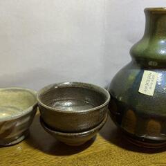 【値下げしました】未使用 シックな 徳利とお猪口セットの画像