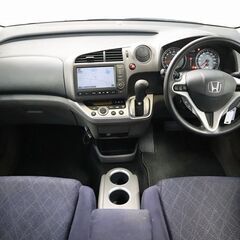 【自社ローン対象】ホンダ　ストリーム〇HDDナビDVD再生〇Bluetooth〇バックカメラ〇ETCの画像