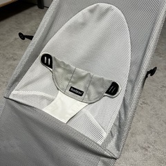 ベビービョルン　バウンサー　メッシュグレーの画像