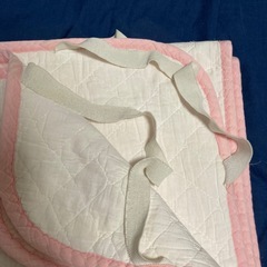 【差し上げます】Wサイズ　防水
敷きパッドの画像