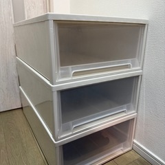 押入れ収納ケース（プラスチック）の画像