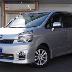 【自社ローン対象】トヨタ　ヴォクシー〇ミニバン〇メモリーナビ〇後...