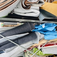 カーペットいりませんか？土場の下に敷くなど