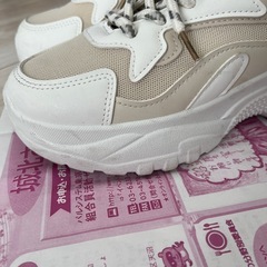 【美品】厚底スニーカー　23.0の画像