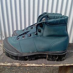 モンブラン 登山靴 22.5cm 箱付き レディース MONTBLANC ブーツ 登山 レディース登山靴 山歩き キャンプ アウトドア キャンプ用品 登山用品 トレッキングシューズ トレッキングブーツ ウォーキングブーツ キャンピングブーツ ハイキングシューズ アルパインシューズ キャラバンシューズの画像