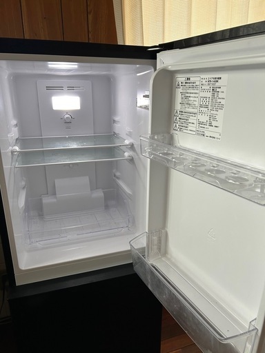 【最終値下げ】2ドアファン式冷蔵庫　140L
