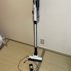 HITACHI
　掃除機　コードレス