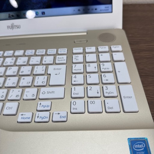 超美品！富士通製ノートパソコン SSD&Windows11 ONKYO製スピーカー搭載