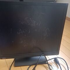 PCモニター 電源プラグ