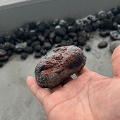 黒曜石　原石の画像