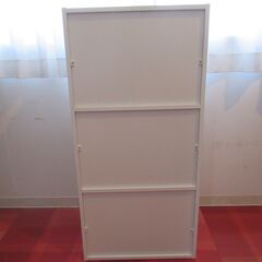 鍵付きカラーボックス（ホワイト　美品）の画像