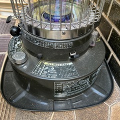 石油ストーブの画像