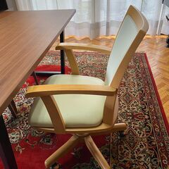 ダイニング　回転チェア　肘掛け付