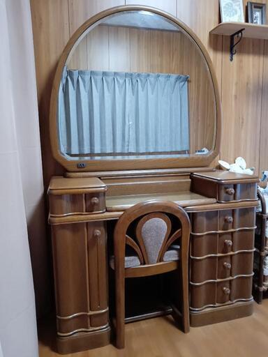 大塚家具のドレッサー