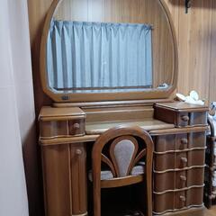 大塚家具のドレッサー