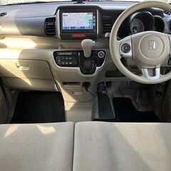 【車検R8年10月】【ホンダ N-BOX 660G Lパッケージ】両側スライド片側電動ドア ドライブレコーダー BluetoothAUDIO バックカメラ サイドビューサポートミラー ナビ 地デジ DVD CD SD ラジオ シートアレンジ ETC 人気のホワイトの画像