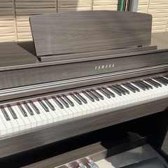 【RKGGK】特価！YAMAHA/電子ピアノ/CLP-645DW/中古/2017年製/近隣は配達OK/引取歓迎の画像