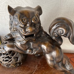 玉獅子 縁起物 置物の画像