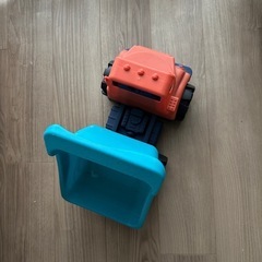 おもちゃ　ダンプカーの画像