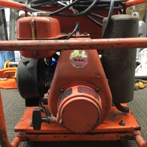 【店頭引取限定】【中古】【ジャンク品】【現状販売】新ダイワ エンジン溶接機 27,500円(税込)