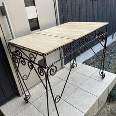 机(天板 木製　本体 金属製)(5000円)の画像