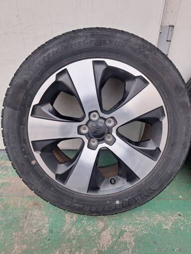 中古スバル純正タイヤホイールセット2本セット　グッドイヤー225/55R17　