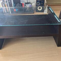 ガラステーブルの画像