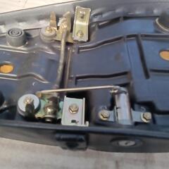 値下げ20%　バイクパーツ　シートの画像