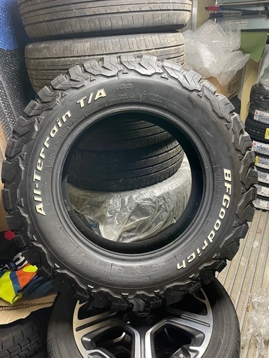 215/70R16 Bfグッドリッチ オールテレーン