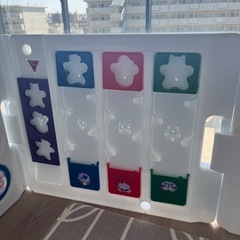 日本育児 ミュージカルキッズランドDX II 拡張トイパネル 10枚 ベージュの画像