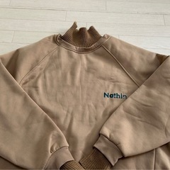 ショート丈トレーナーの画像