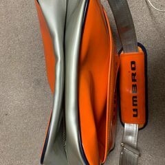 UMBRO  エナメルバッグの画像