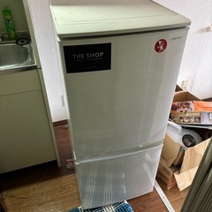 シャープ　2018年製