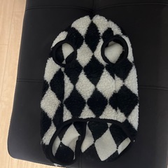 新品！犬用　もこもこ服　背中開き　フリースの画像