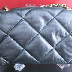 【ドリーム池田店】S.Ferragamo/フェラガモ　ヴァラ･チェーンショルダー　ショルダー型崩れ有　箱･保存袋セット　ブラック×ゴールド金具　ナッパスキン　21-F055　IKZ-564の画像