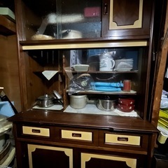 【3/15頃まで】食器棚