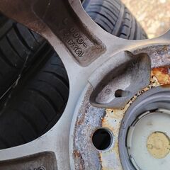 【話し中】155/65R13 13インチアルミ付き夏タイヤ4本 軽自動車汎用の画像