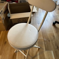 折りたたみ椅子