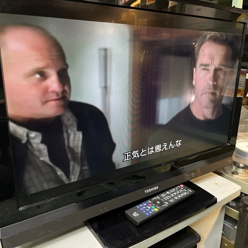☆現状品☆激安品☆TOSHIBA 32インチ　液晶テレビ