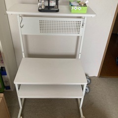 パソコンラック