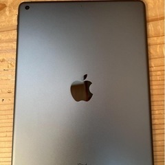 iPad第7世代128GB Wi-Fiモデルスペースグレイ
