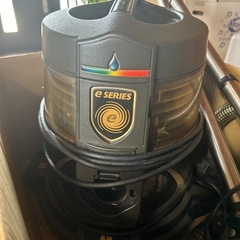 e series業務用掃除機の画像