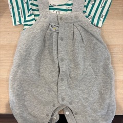 肌着、ロンパース、ベストなどの画像