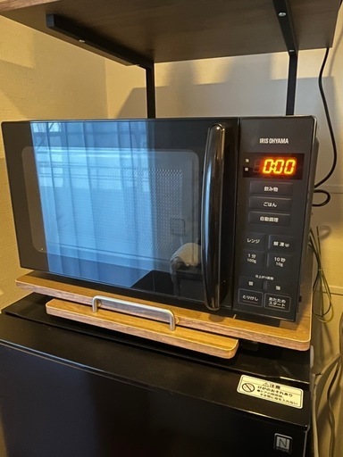 【美品】アイリスオーヤマ 電子レンジ17L (2024年製)