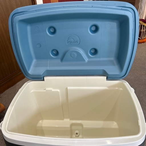 イグルー　クーラーボックス　マックスコールド62QT(58L)